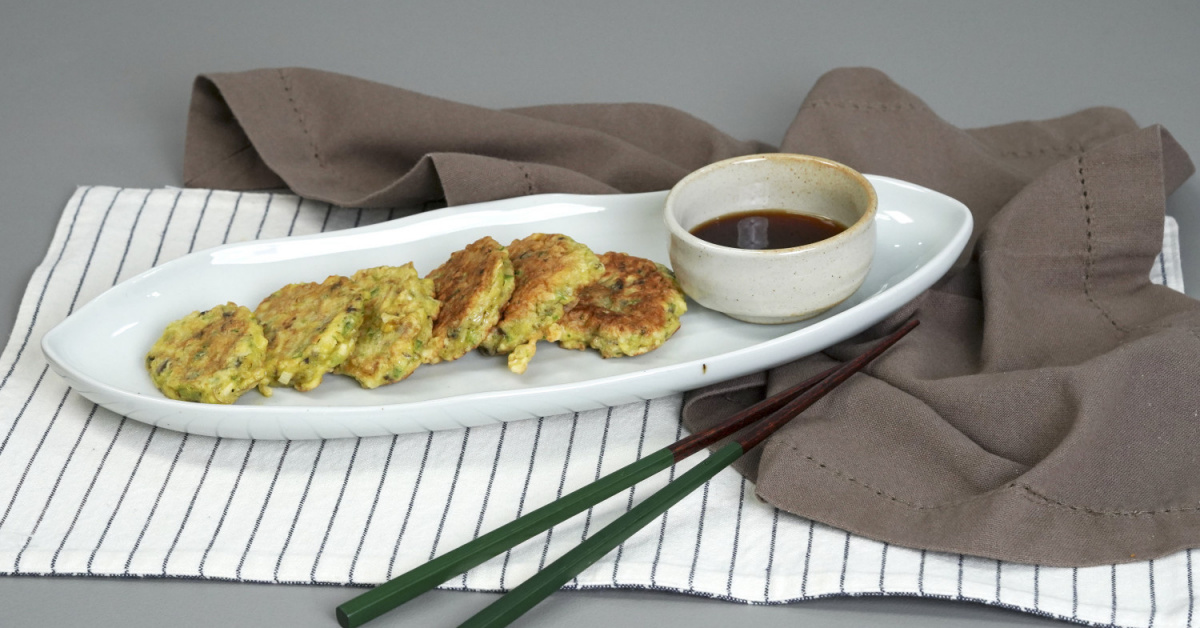 Gochu Beoseot Jeon (Chili Mushroom Pancakes)